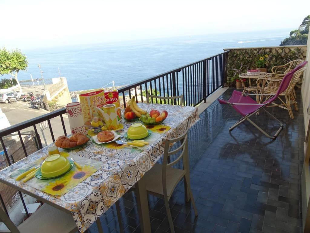 Blue Oasis Villa Piano di Sorrento Buitenkant foto